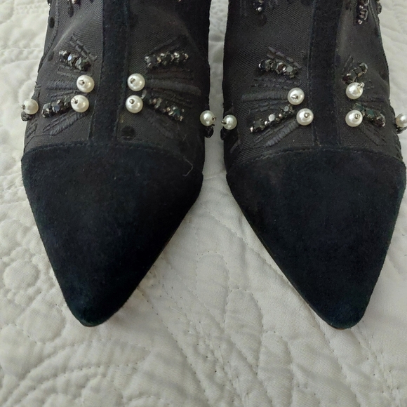 SAM EDELMAN "KAMI" BEADED KITTEN HEEL BOOTIES - Picture 7 of 12